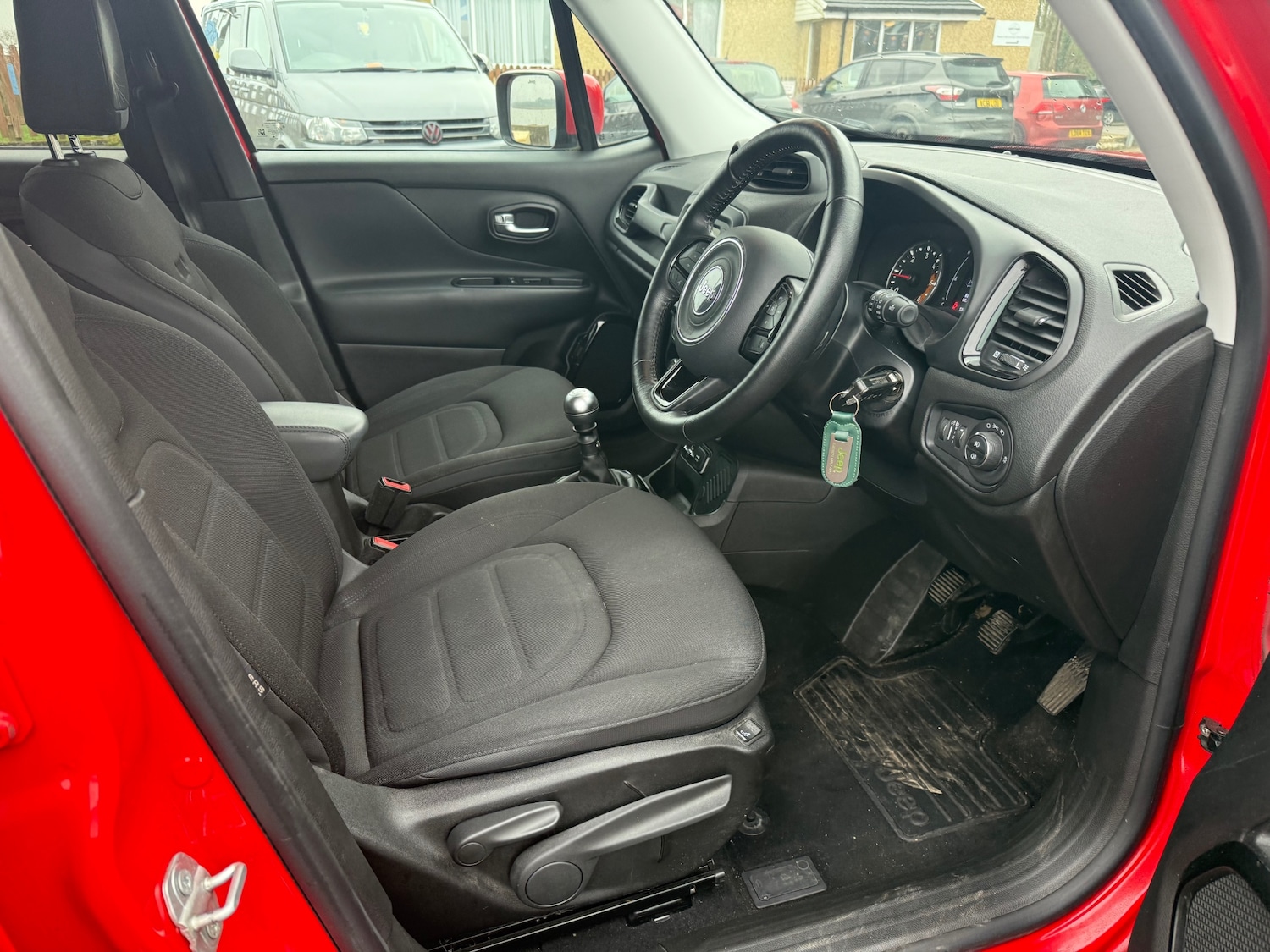 Used Jeep Renegade 2018 for sale - 77801912: Photo 9