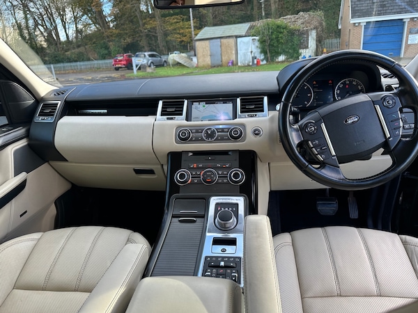 Used Land Rover Range Rover Sport 2011 for sale - 72998996: Photo 10