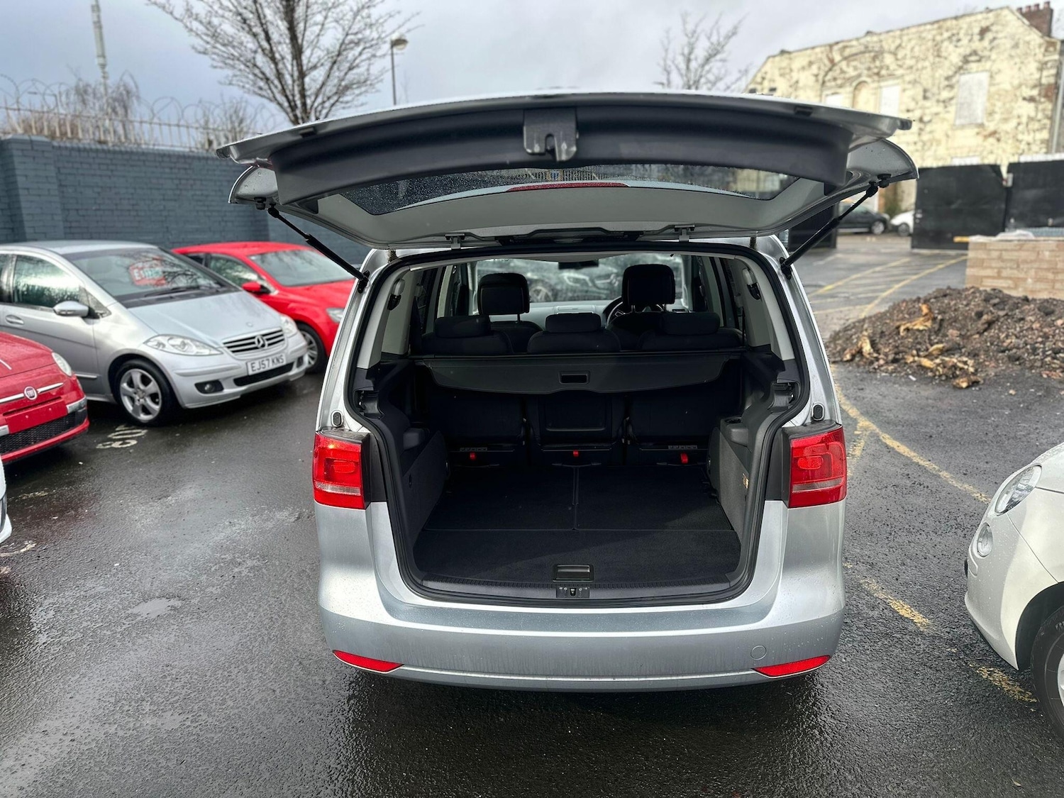 Used Volkswagen Touran for sale - 77704854: Photo 14