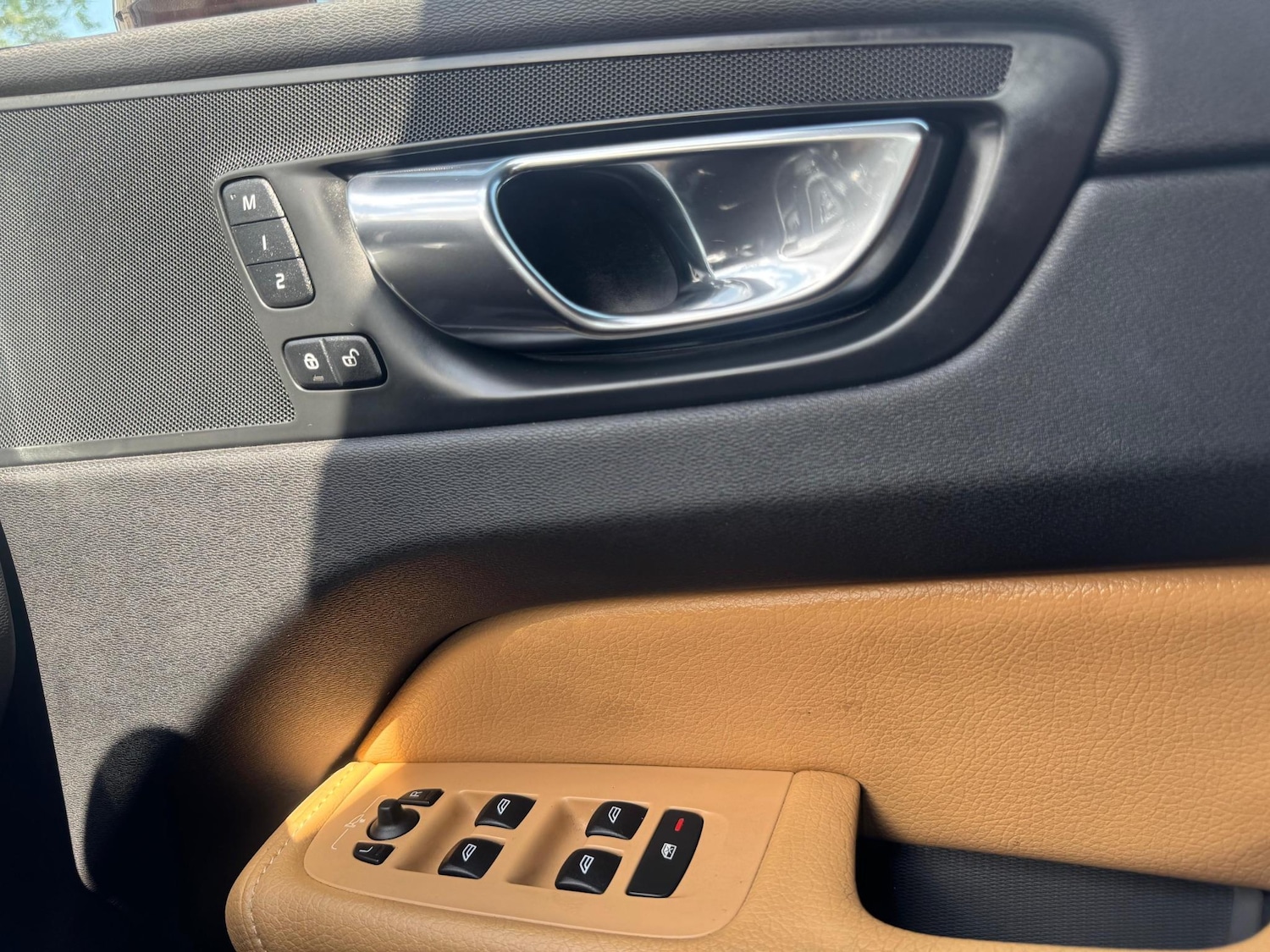 Used Volvo XC60 for sale - 78185127: Photo 9