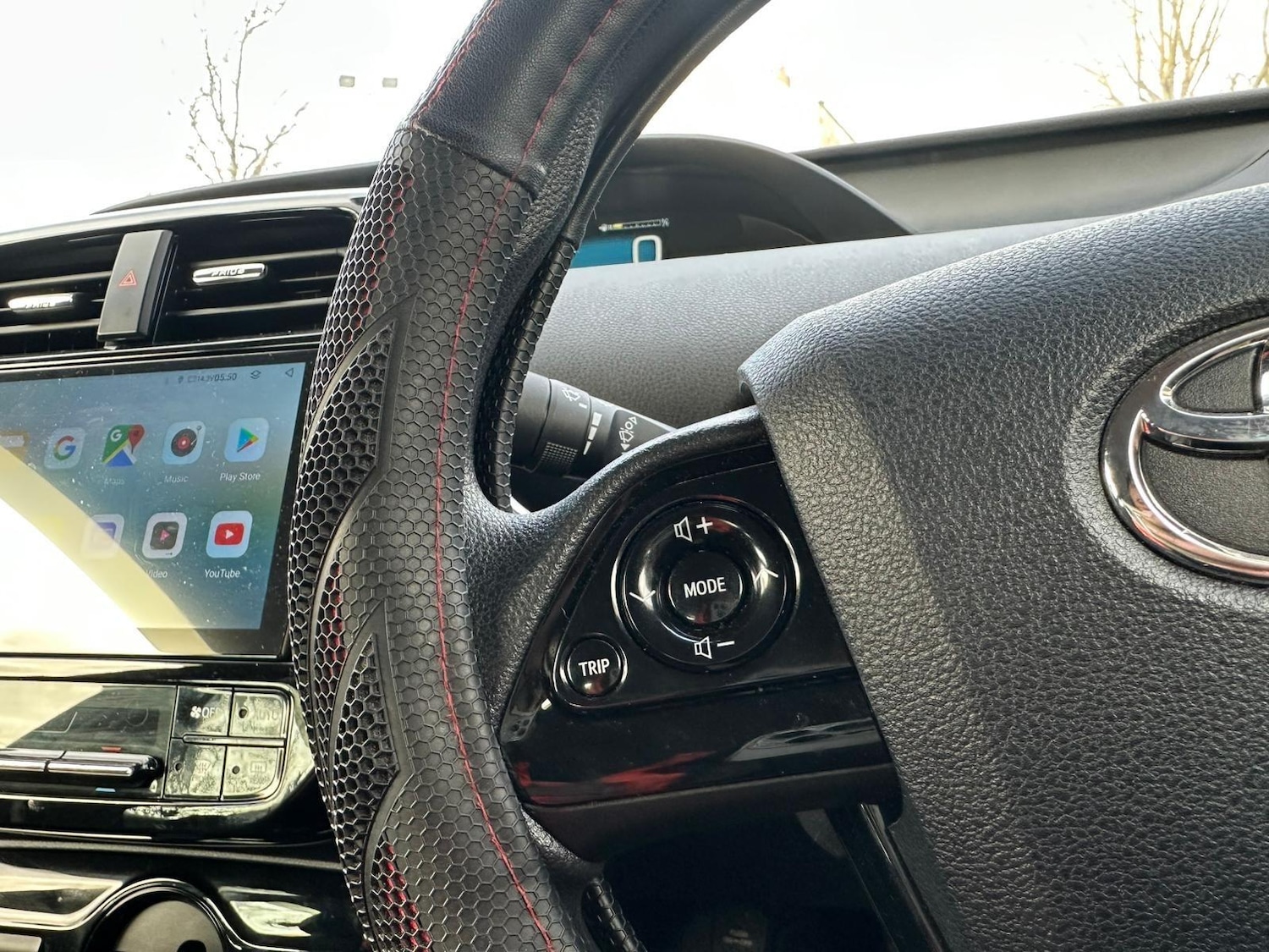 Used Toyota Prius 2025 for sale - 76522198: Photo 9