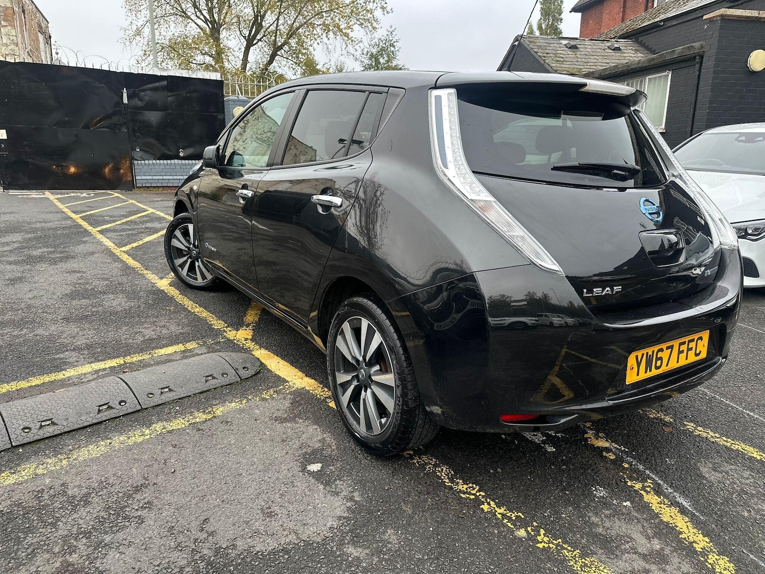 Used Nissan Leaf 2017 for sale - 76360831: Photo 5