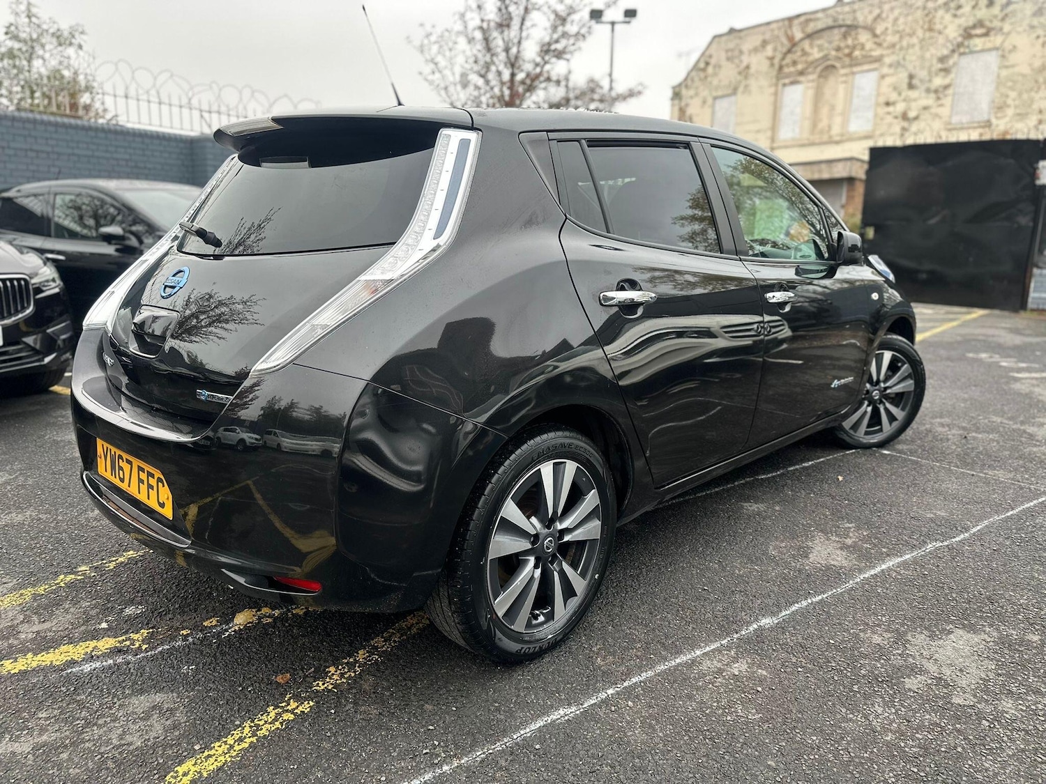 Used Nissan Leaf 2017 for sale - 76360831: Photo 7