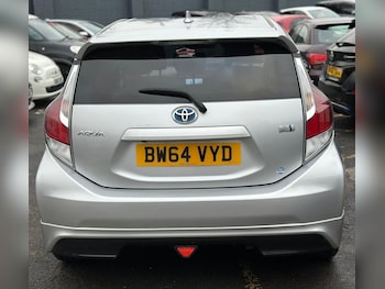 Used Toyota Aqua 2026 for sale - 77455874: Photo