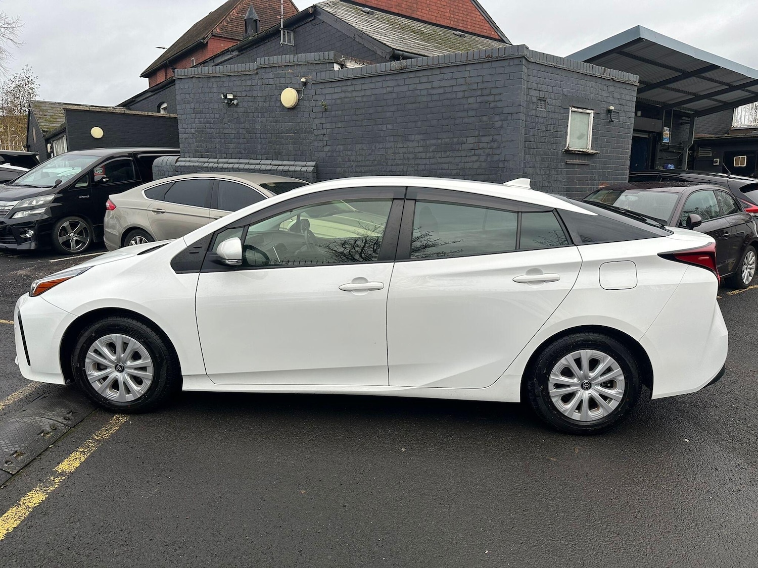 Used Toyota Prius for sale - 77794174: Photo 4