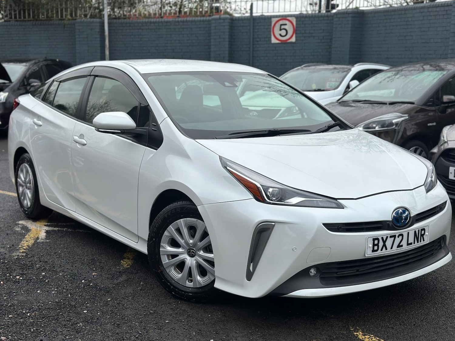 Used Toyota Prius for sale - 77495766: Photo 2