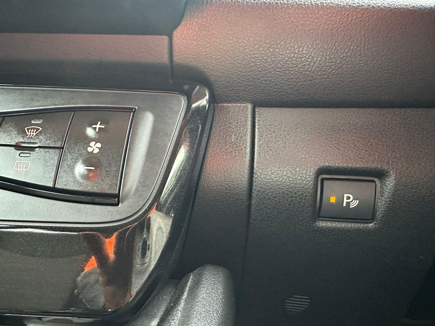 Used Nissan Leaf for sale - 77509952: Photo 16