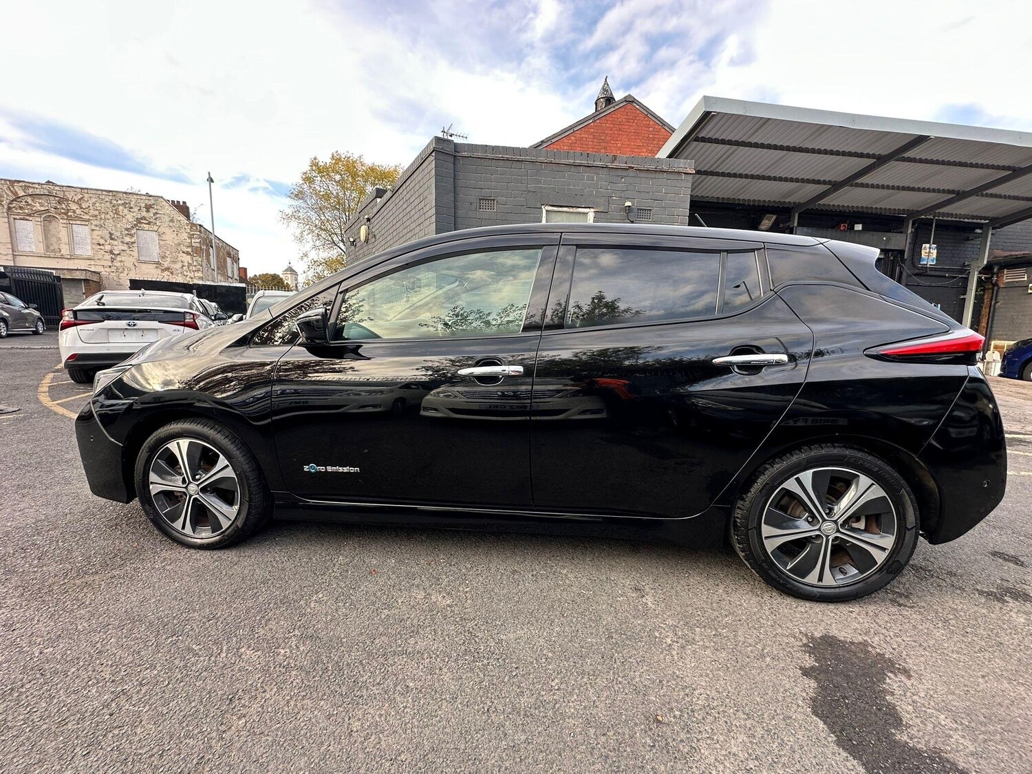 Used Nissan Leaf for sale - 77509952: Photo 7