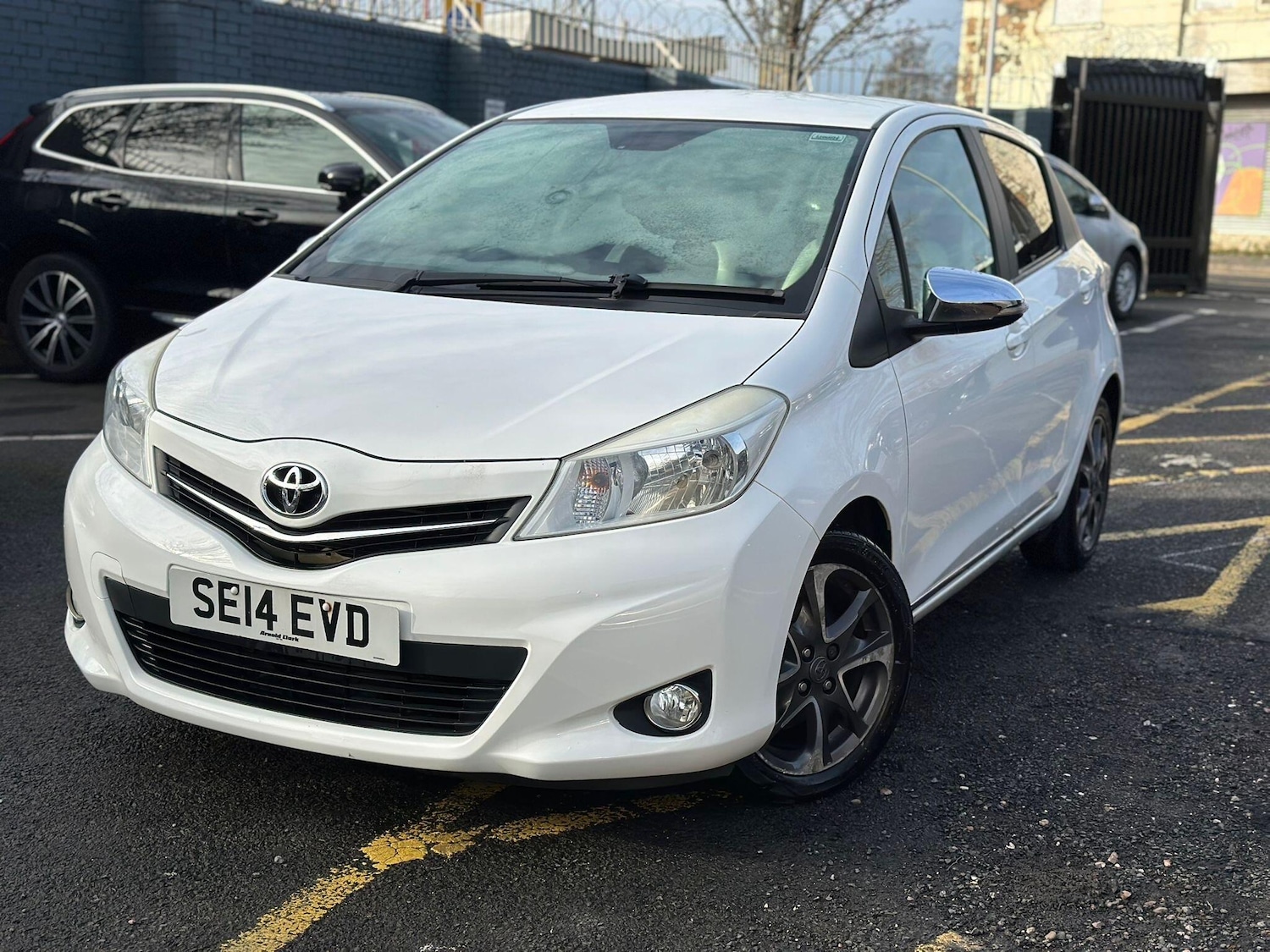 Used Toyota Yaris 2014 for sale - 76742826: Photo 1