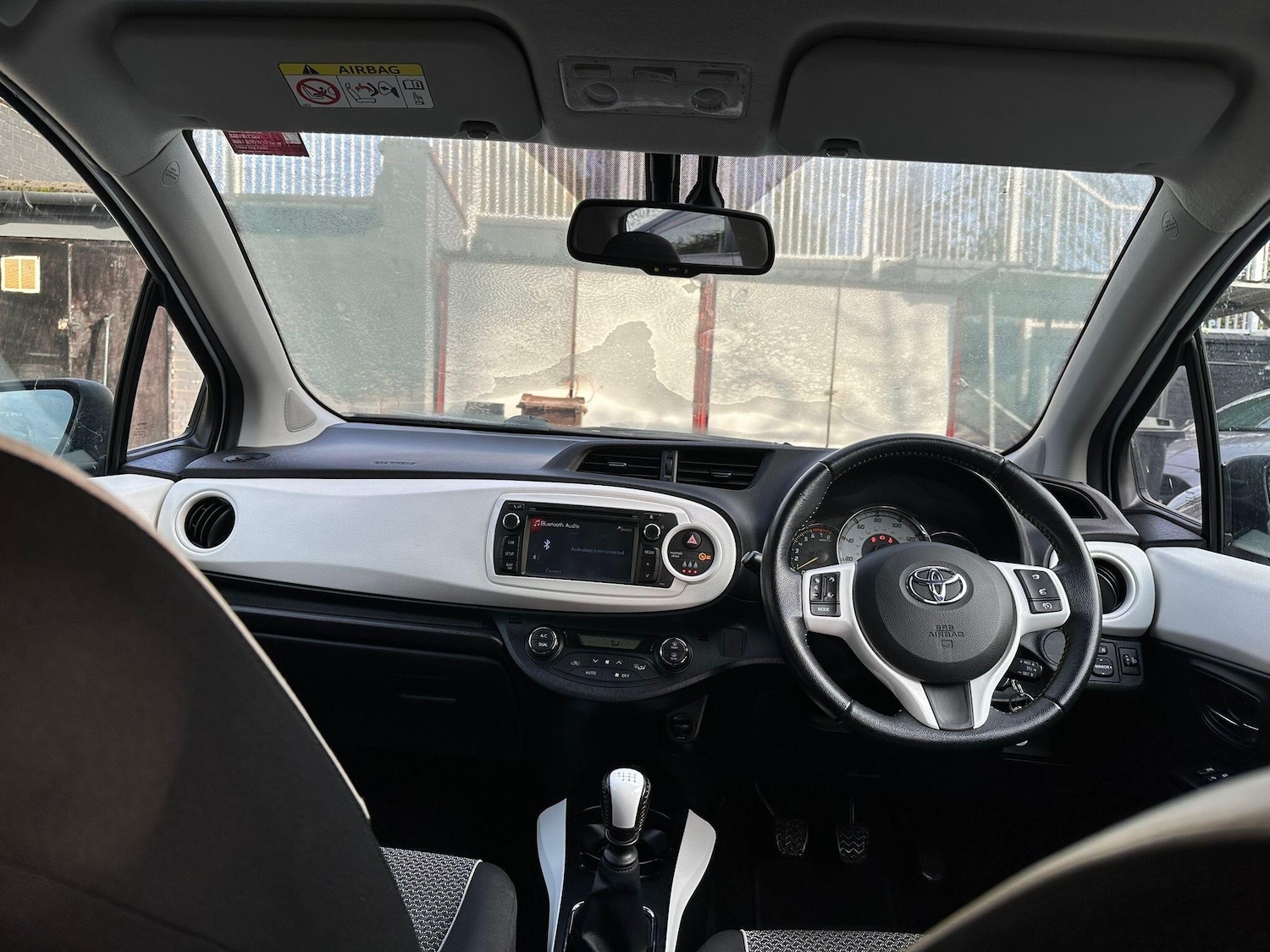 Used Toyota Yaris 2014 for sale - 76742826: Photo 18