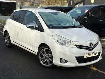 Used Toyota Yaris 2014 for sale - 76742826: Photo