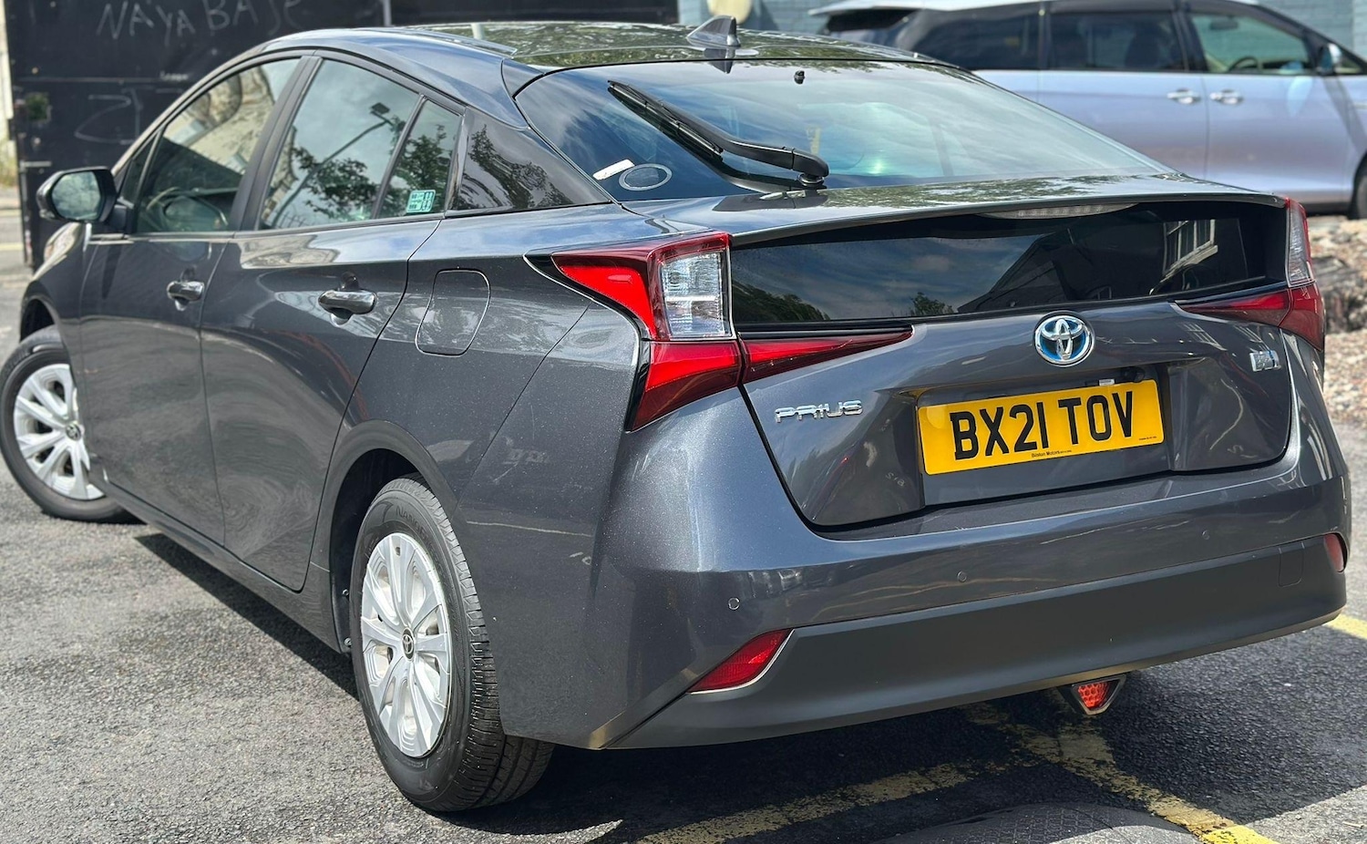 Used Toyota Prius for sale - 76476435: Photo 8