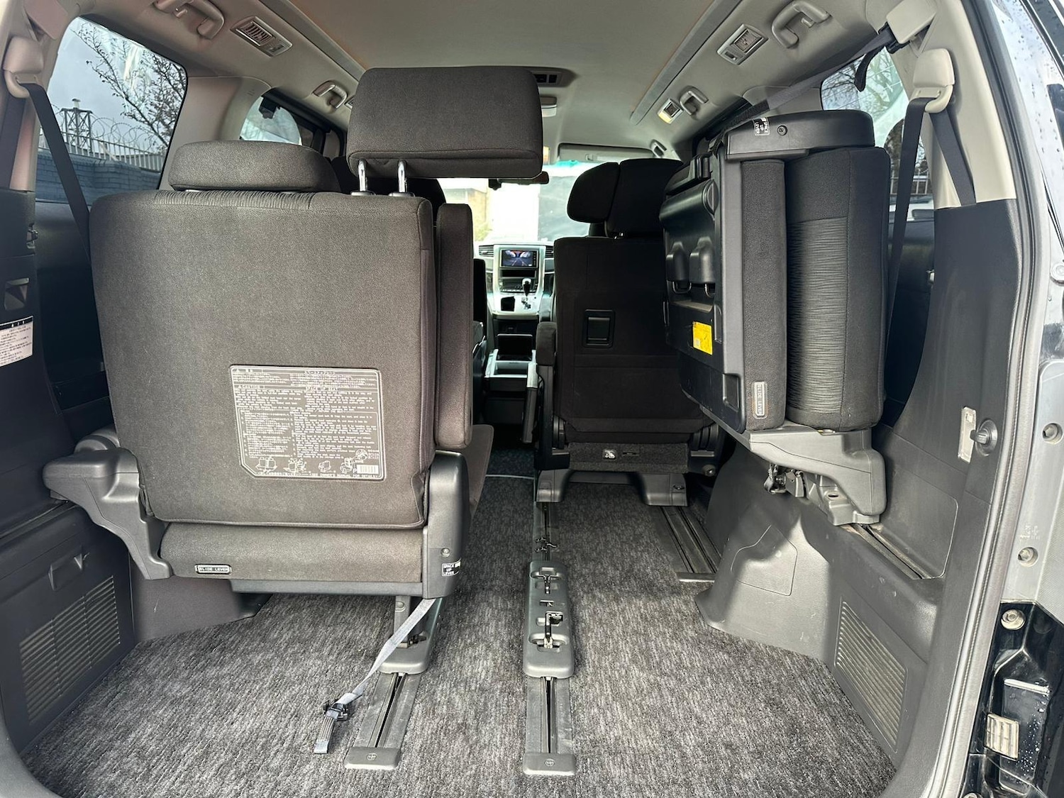 Used Toyota Vellfire 2025 for sale - 76408475: Photo 21