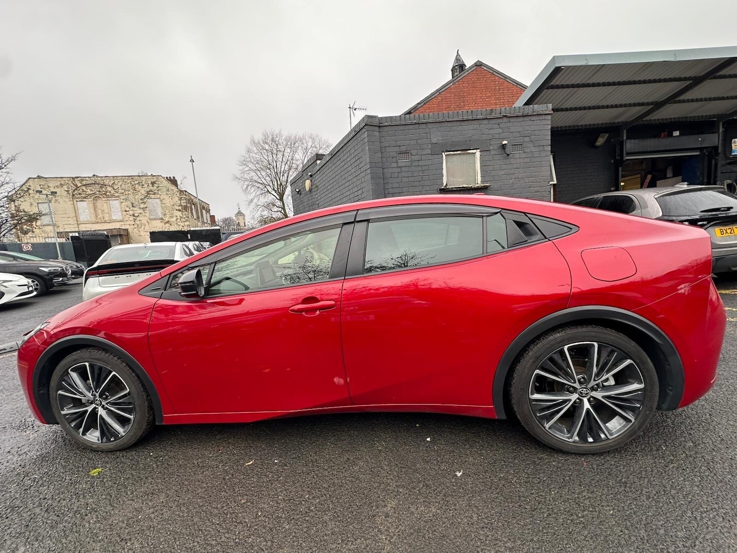 Used Toyota Prius for sale - 76912732: Photo 4