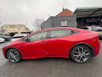 Used Toyota Prius 2023 for sale - 76912732: Photo