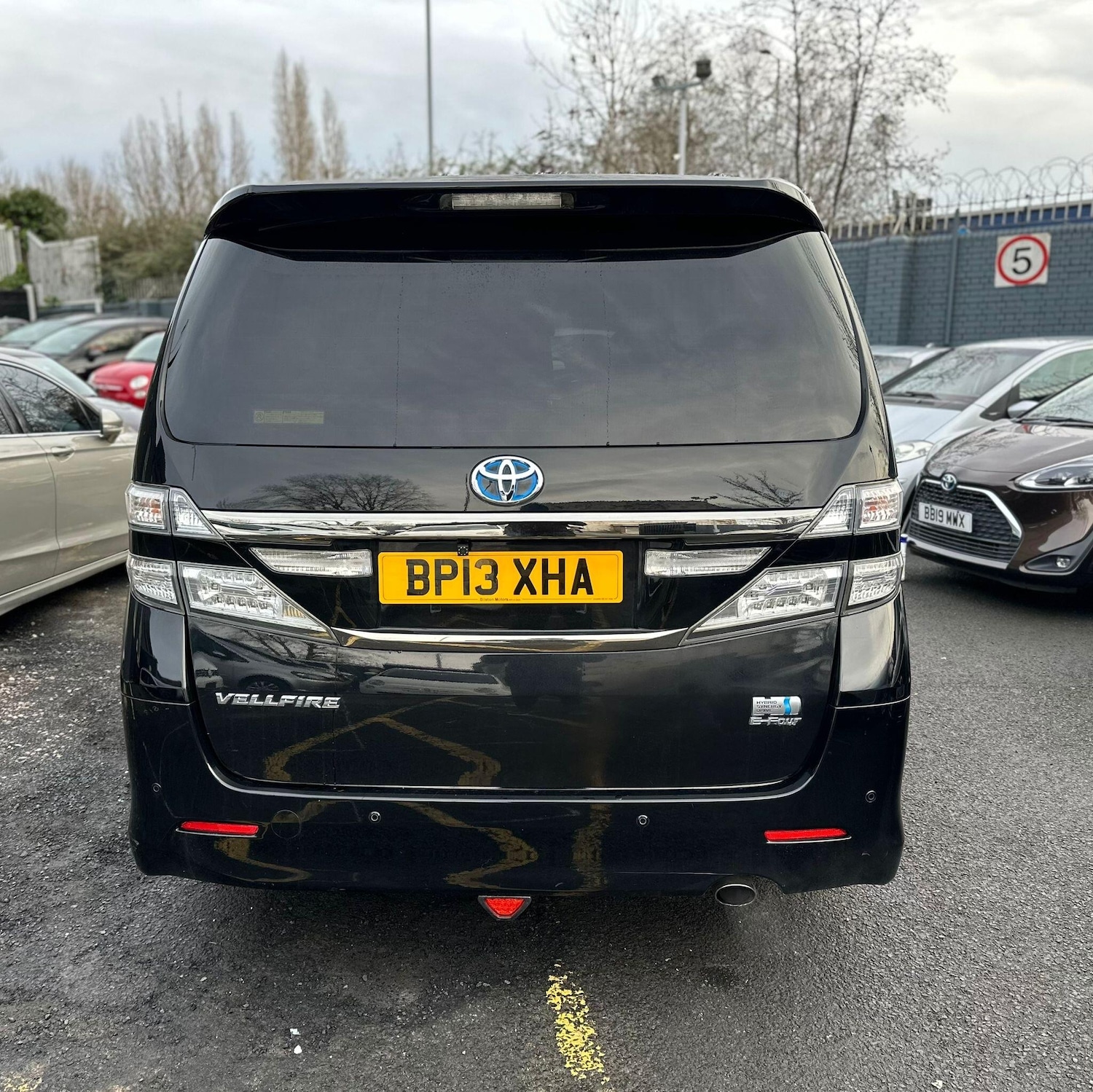 Used Toyota Alphard 2024 for sale - 78115268: Photo 4