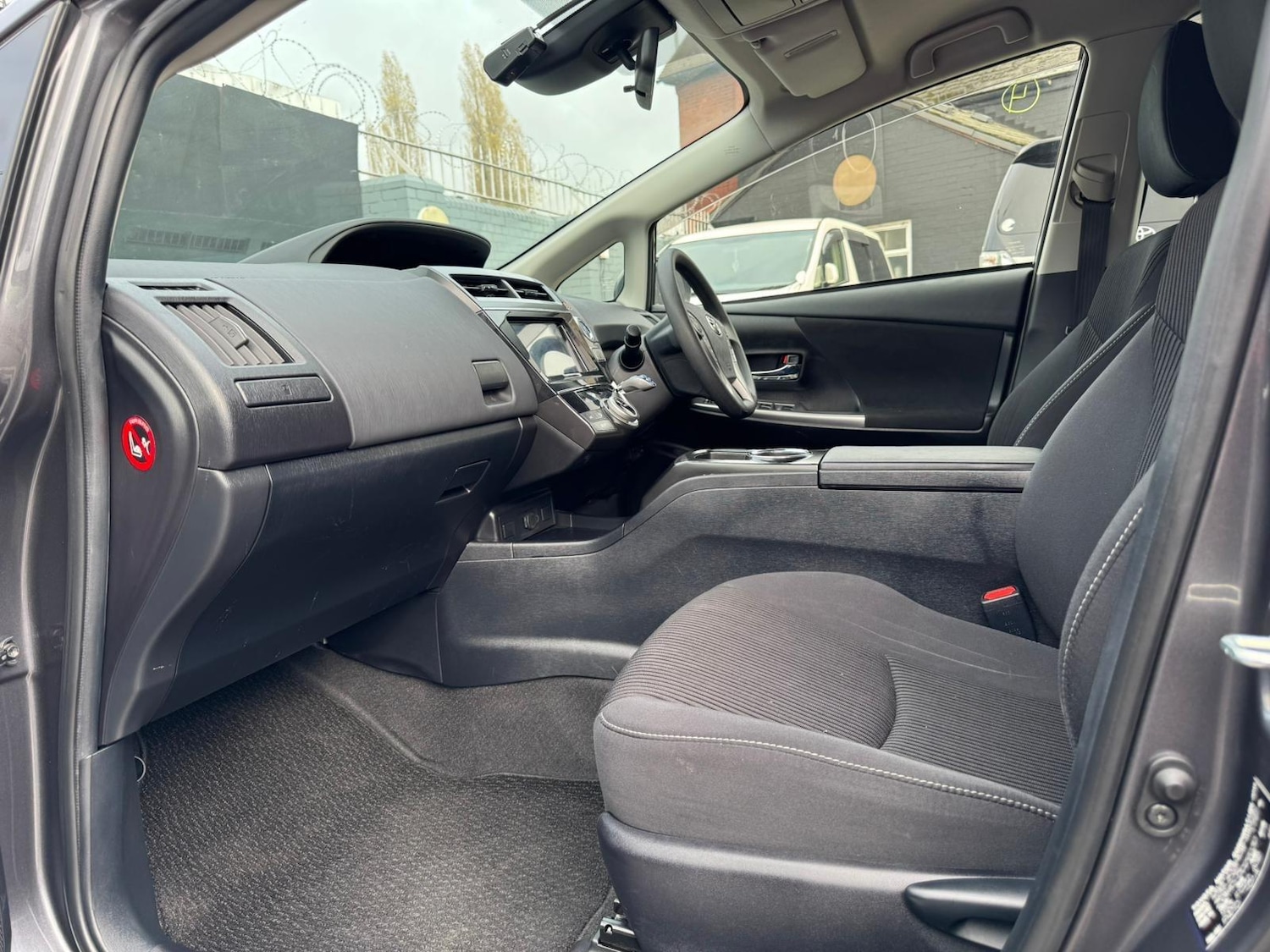 Used Toyota Prius+ 2025 for sale - 76511934: Photo 12