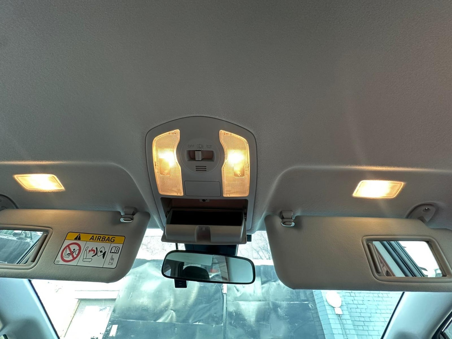 Used Toyota Prius+ 2025 for sale - 76511934: Photo 31