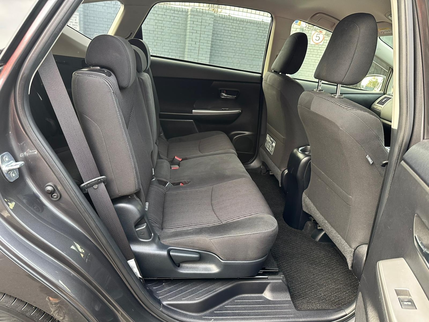 Used Toyota Prius+ 2025 for sale - 76511934: Photo 34