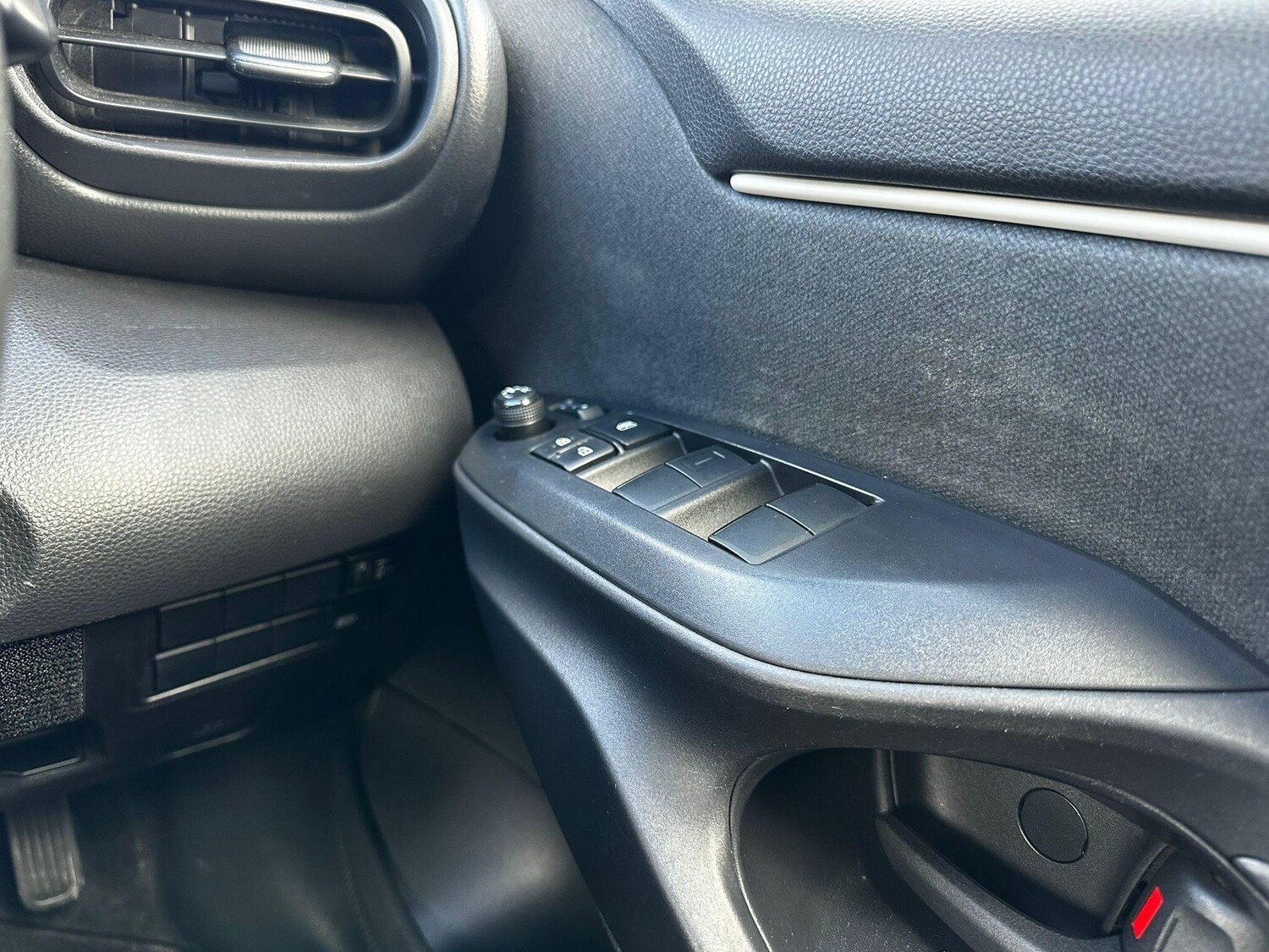 Used Toyota Yaris 2025 for sale - 78019835: Photo 15