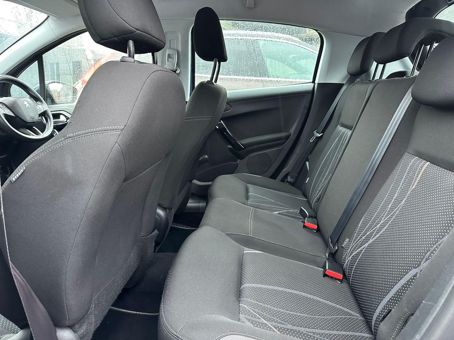 Used Peugeot 208 2014 for sale - 77559535: Photo 17