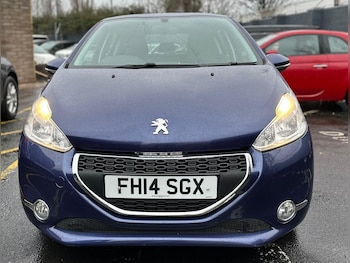 Used Peugeot 208 2014 for sale - 77559535: Photo