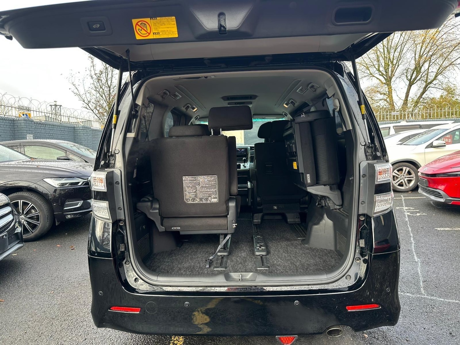 Used Toyota Vellfire 2025 for sale - 78116286: Photo 23