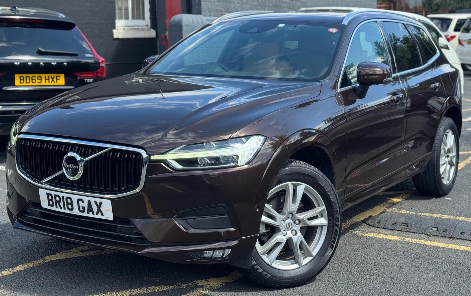 Used Volvo XC60 for sale - 76765607: Photo 2