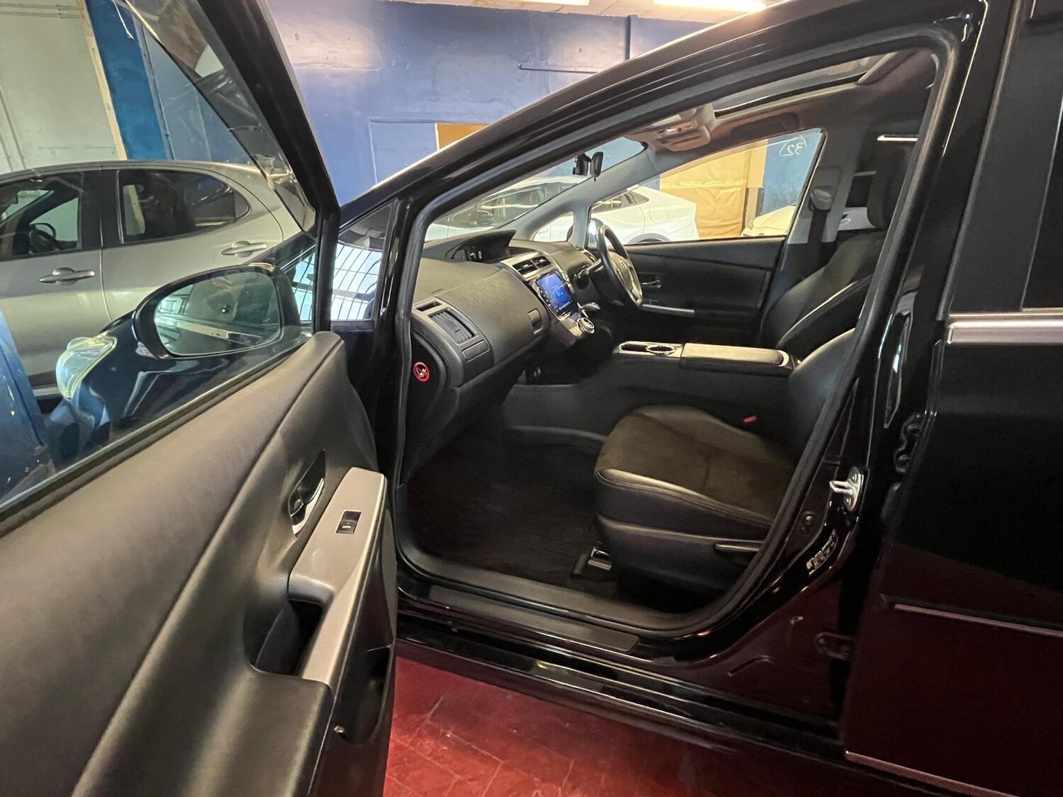 Used Toyota Prius+ for sale - 77559112: Photo 17