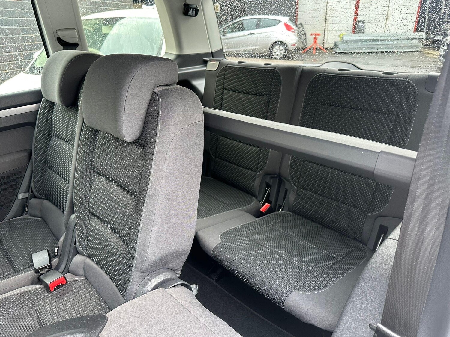 Used Volkswagen Touran for sale - 77509834: Photo 15