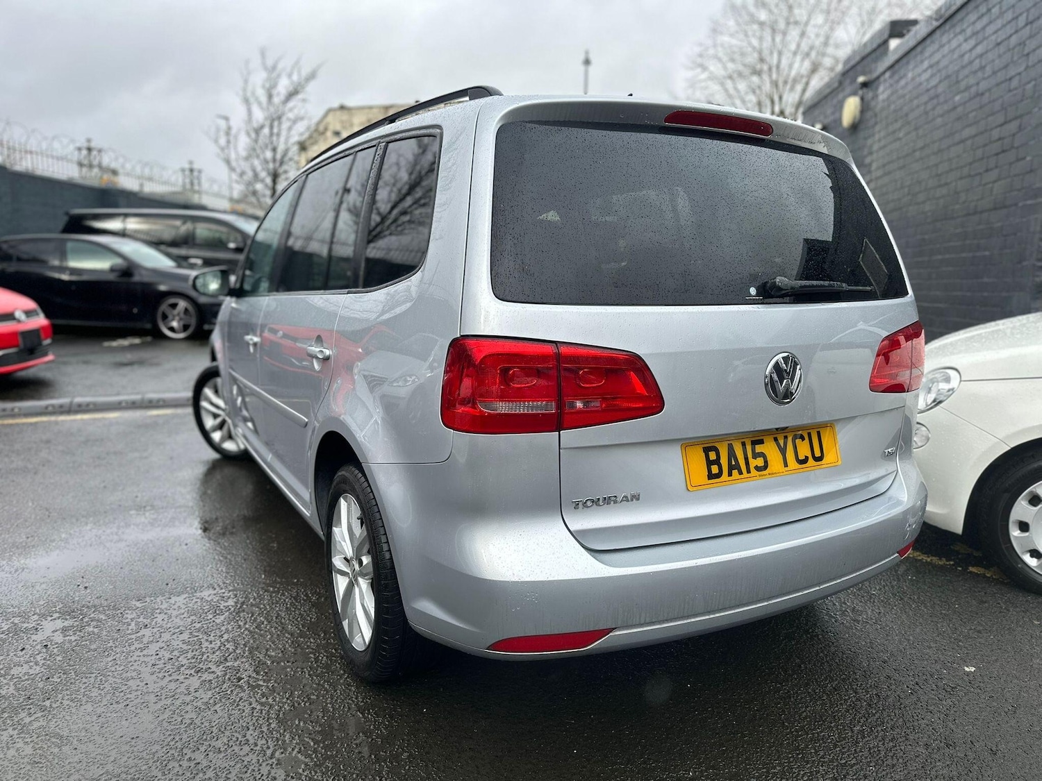Used Volkswagen Touran for sale - 77509834: Photo 4