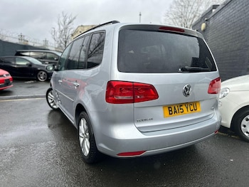 Used Volkswagen Touran 2015 for sale - 77509834: Photo