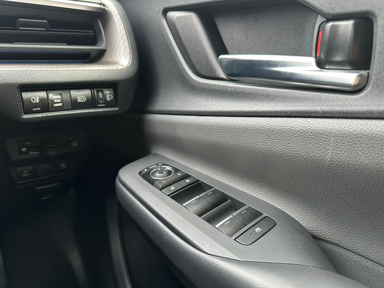 Used Toyota Prius 2025 for sale - 78071839: Photo 11