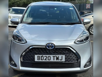 Used Toyota Sienta 2025 for sale - 75298078: Photo