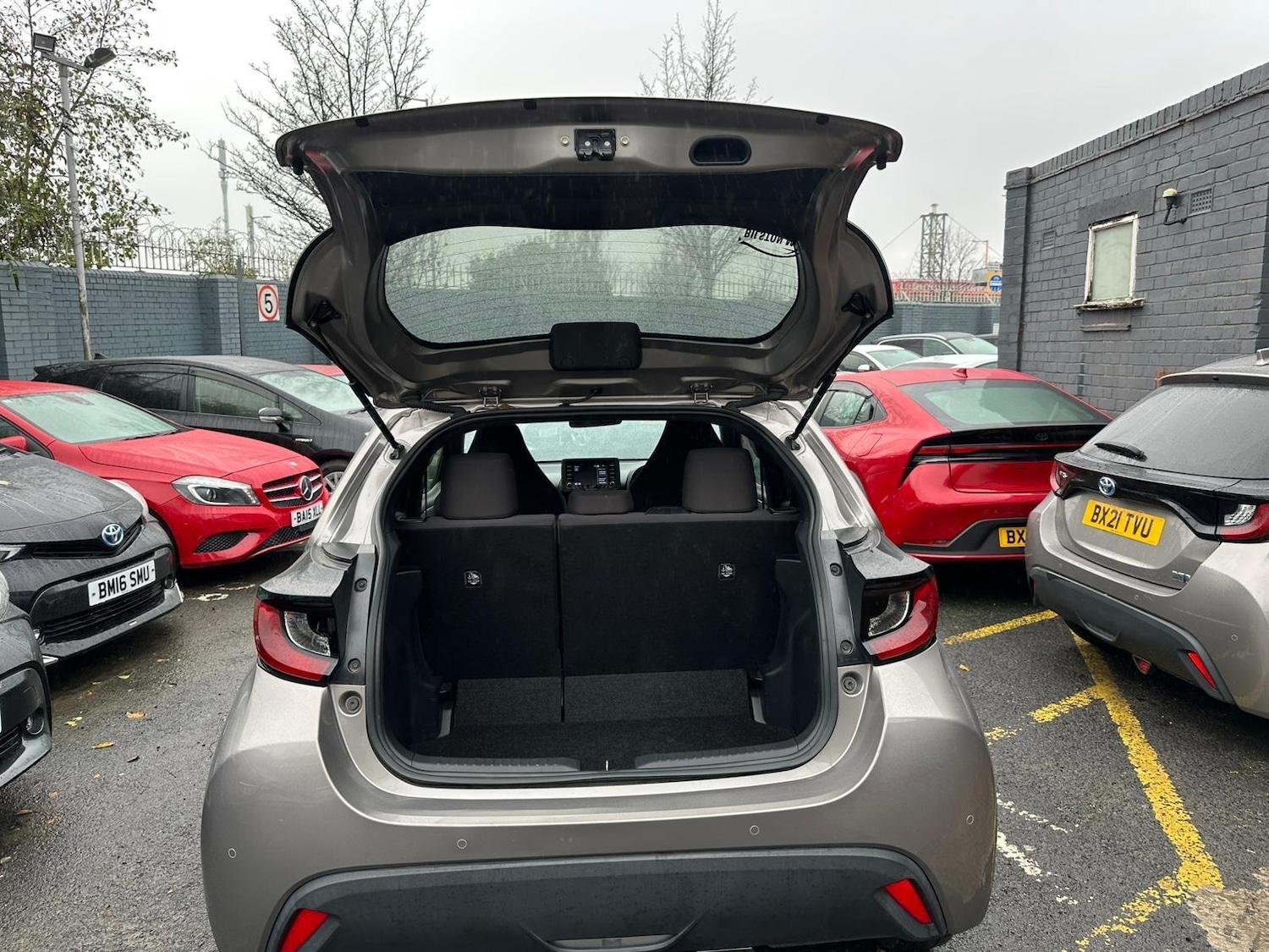 Used Toyota Yaris 2025 for sale - 77898616: Photo 22