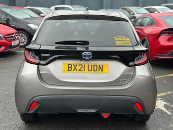 Used Toyota Yaris 2021 for sale - 77898616: Photo