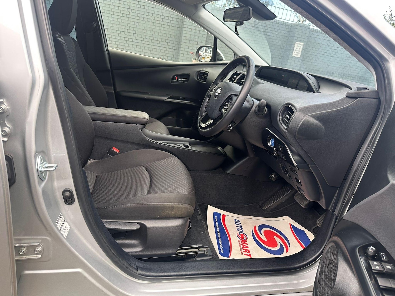 Used Toyota Prius for sale - 76476431: Photo 15