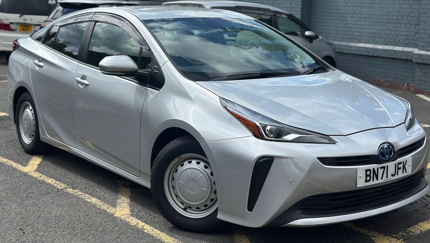Used Toyota Prius for sale - 76476431: Photo 4
