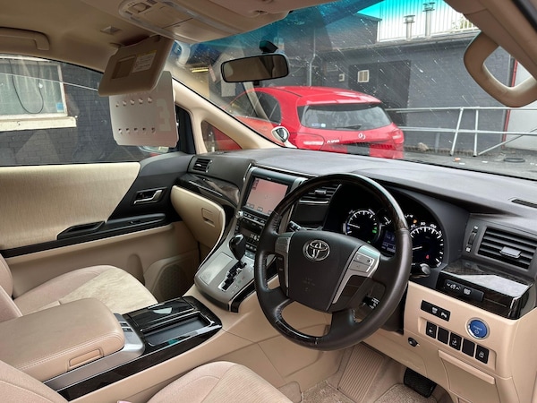 Used Toyota Alphard 2024 for sale - 76282941: Photo 18