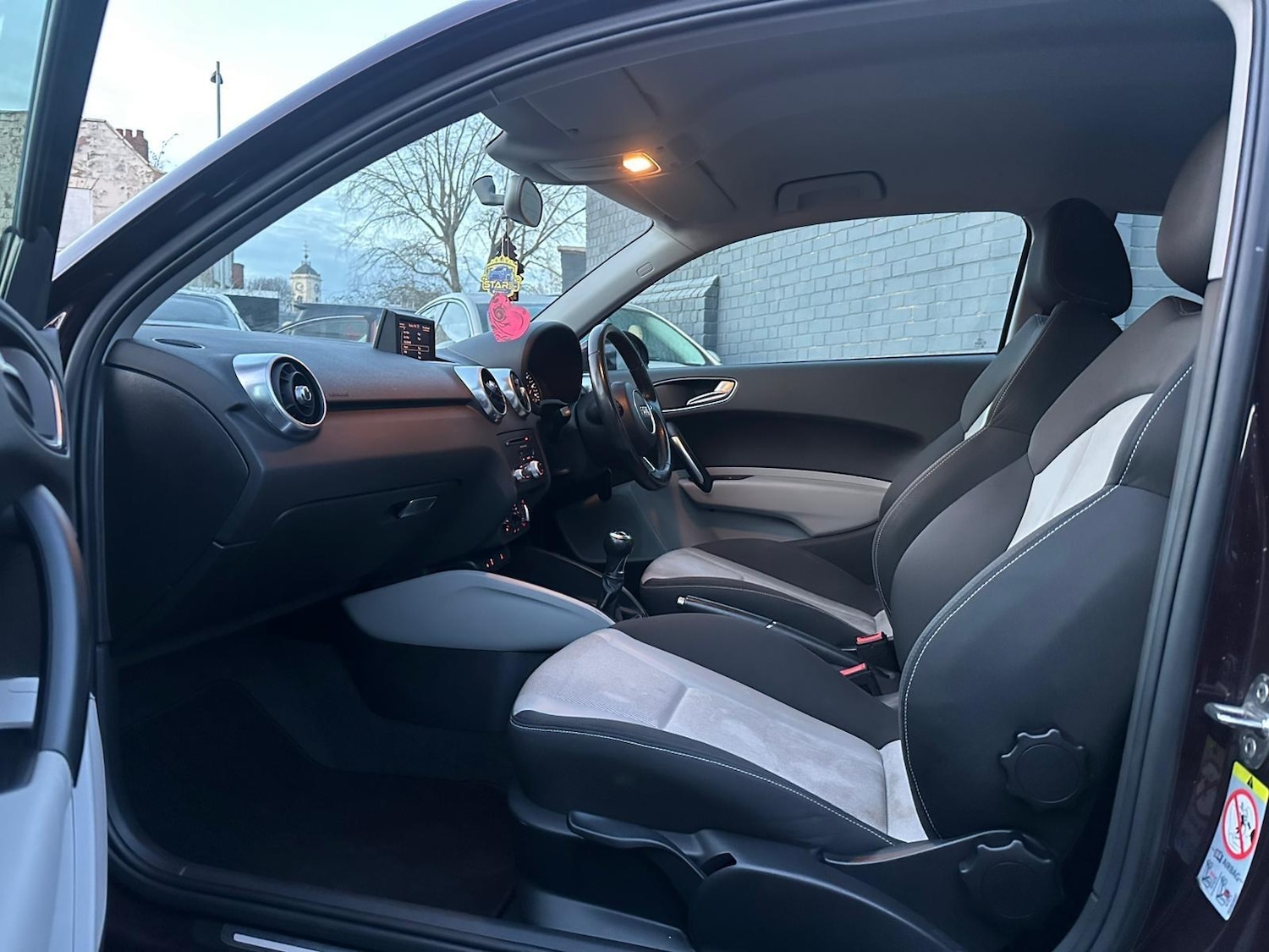 Used Audi A1 2013 for sale - 76743492: Photo 19