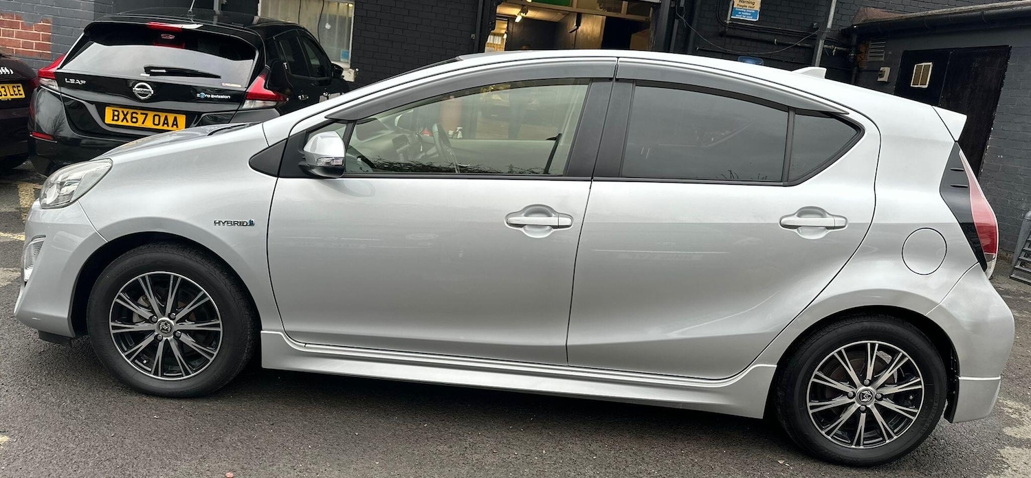 Used Toyota Aqua 2026 for sale - 77163281: Photo 5