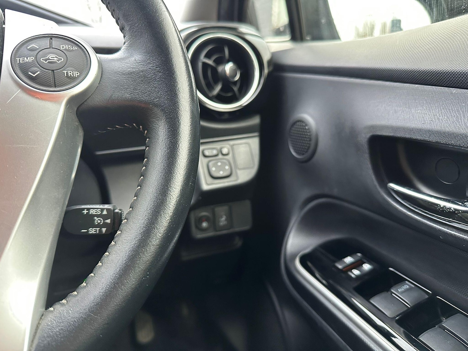 Used Toyota Aqua 2026 for sale - 77163281: Photo 6