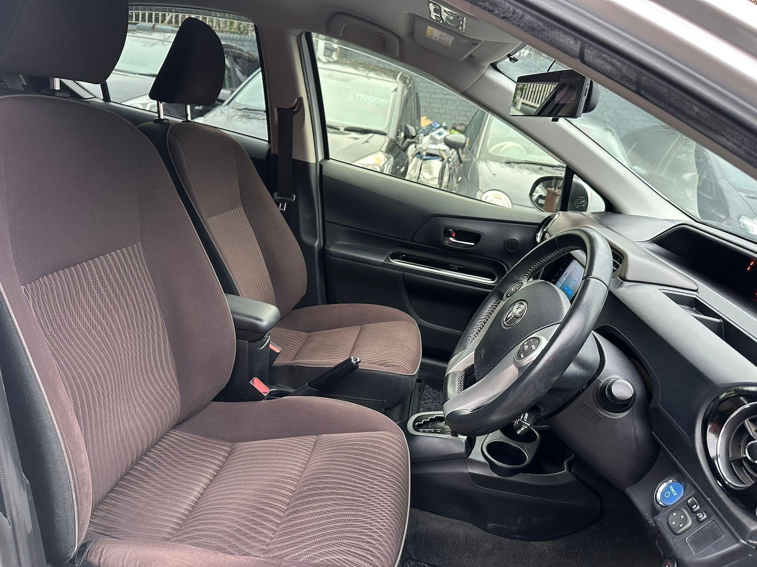 Used Toyota Aqua 2026 for sale - 77163281: Photo 8