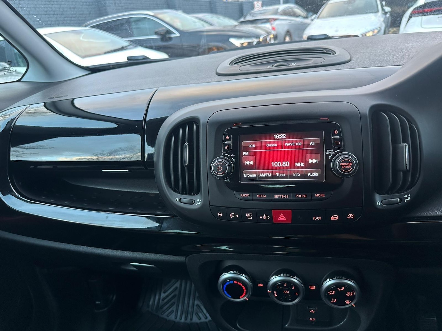 Used Fiat 500L 2015 for sale - 76742813: Photo 15