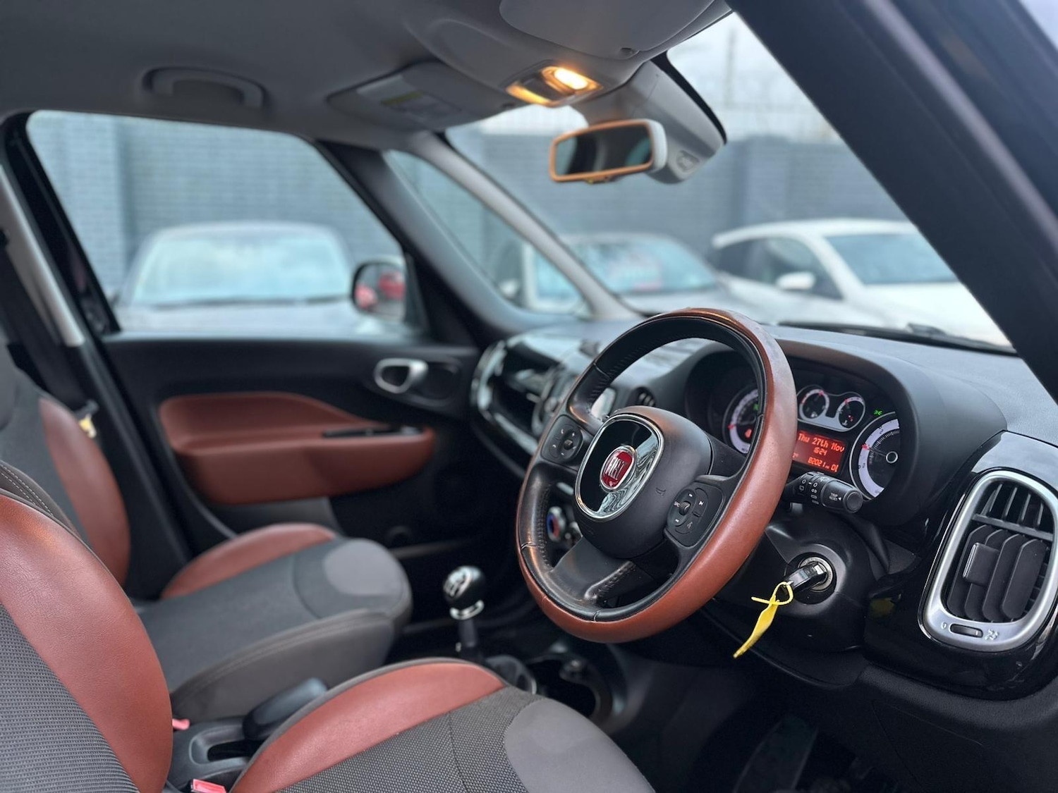 Used Fiat 500L 2015 for sale - 76742813: Photo 21