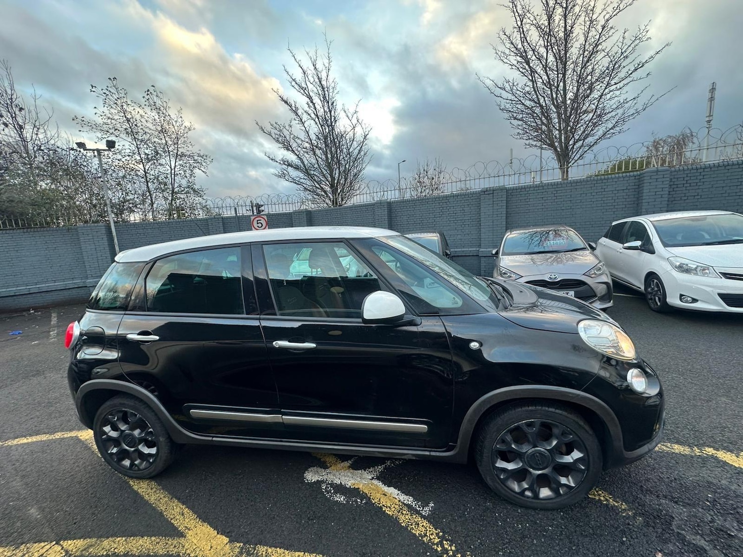 Used Fiat 500L 2015 for sale - 76742813: Photo 7