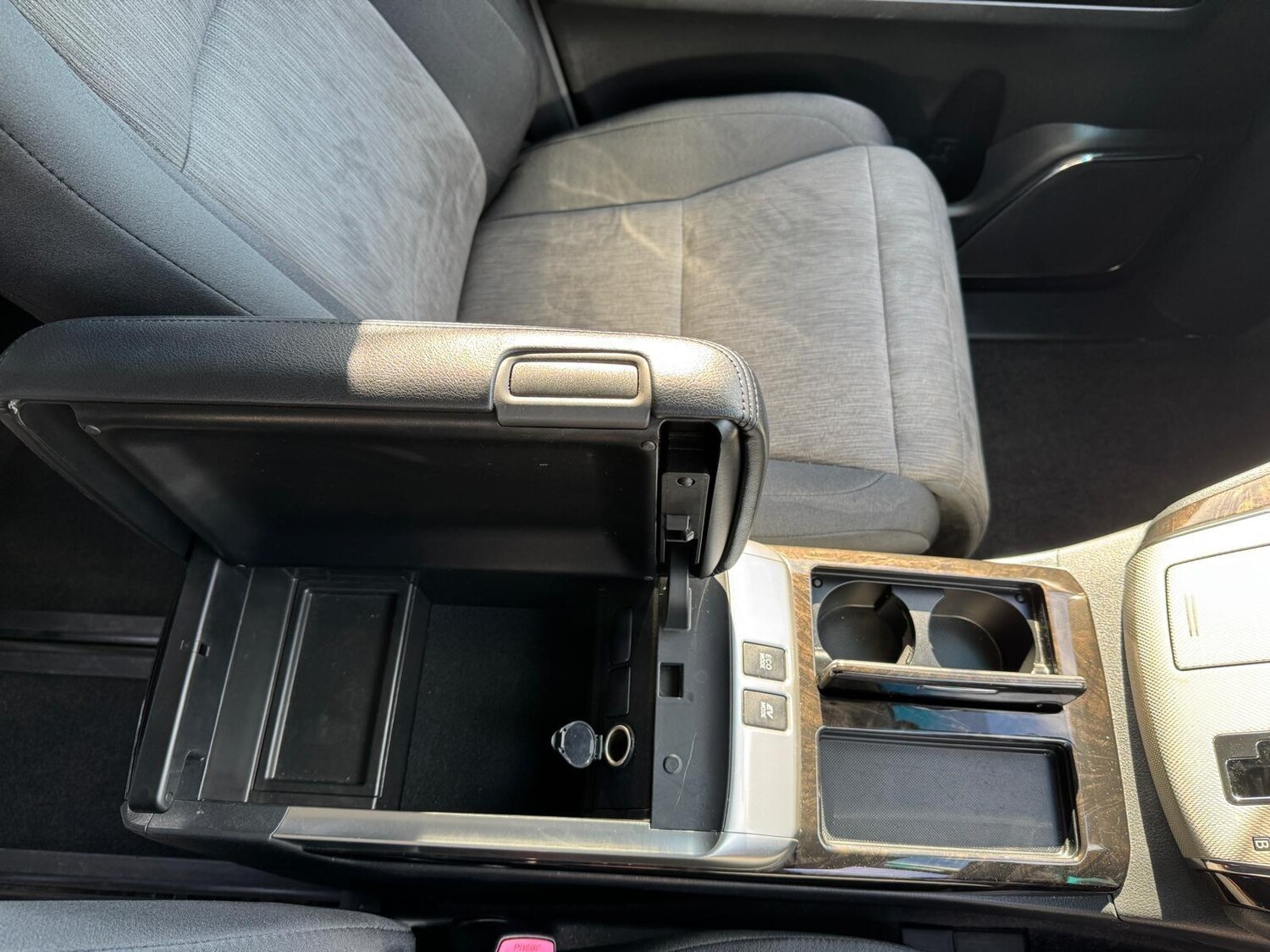 Used Toyota Alphard 2023 for sale - 78156815: Photo 11