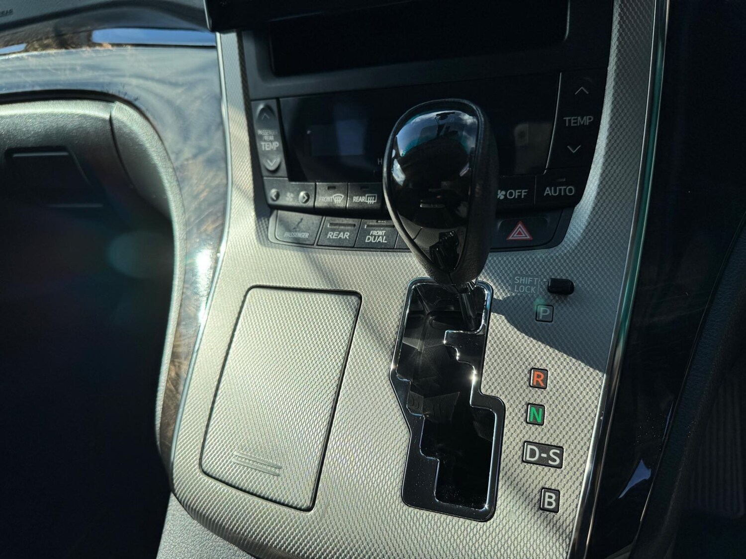 Used Toyota Alphard 2023 for sale - 78156815: Photo 17