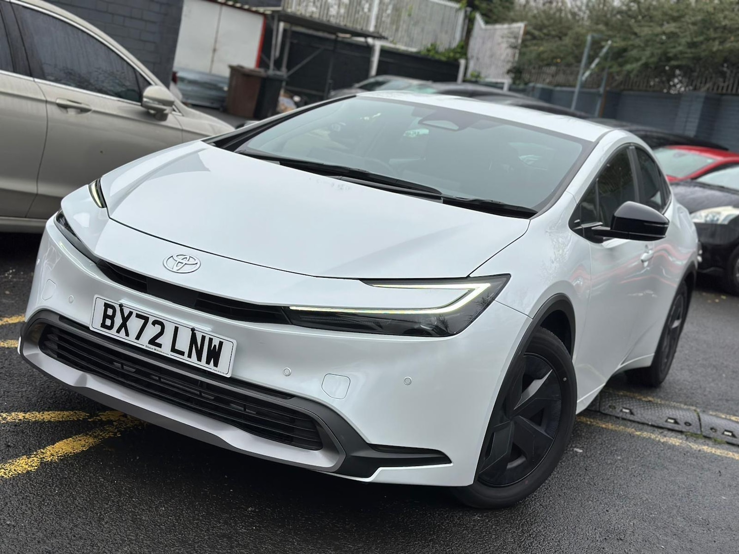 Used Toyota Prius 2025 for sale - 76912700: Photo 3