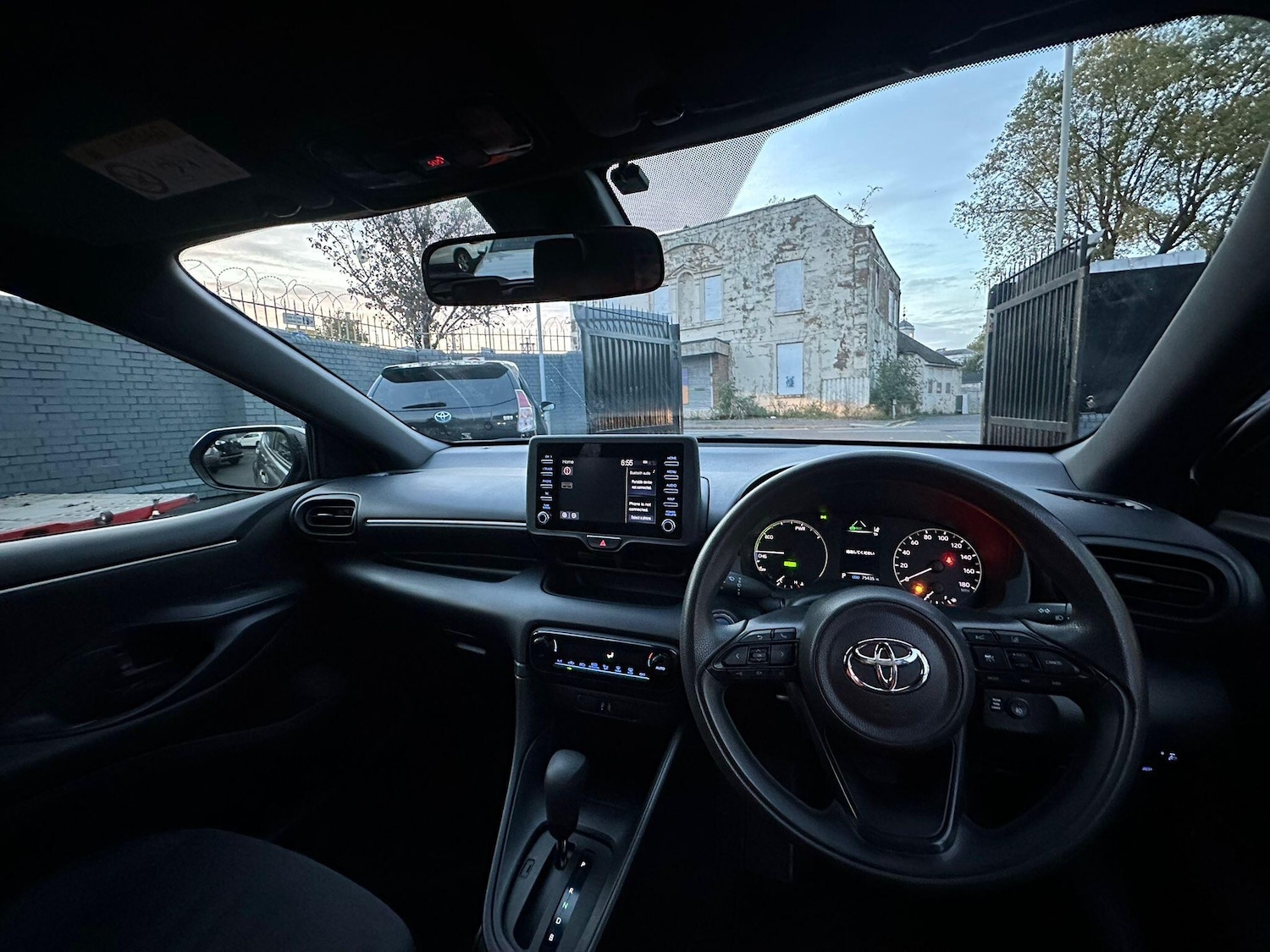 Used Toyota Yaris for sale - 76912754: Photo 14